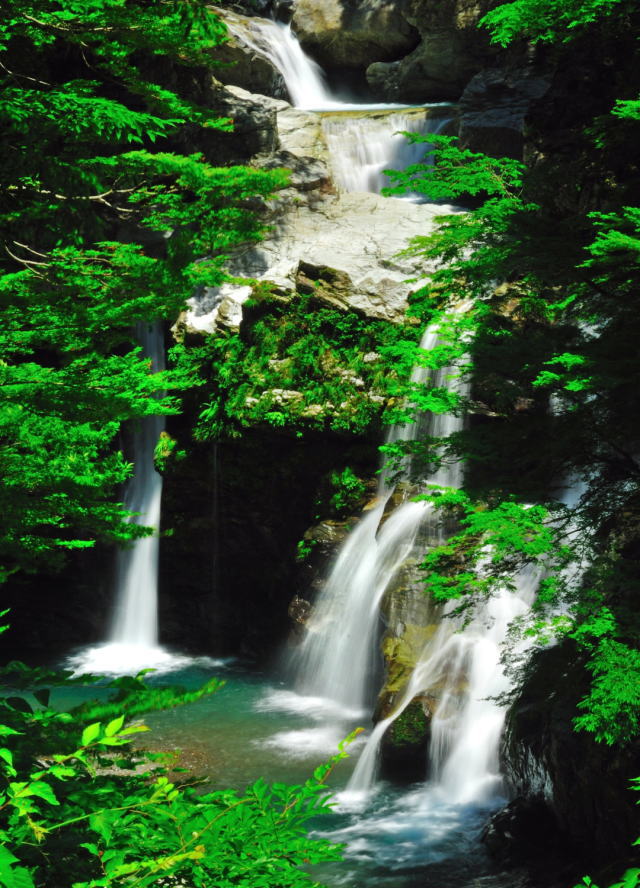 観光情報：大轟の滝1